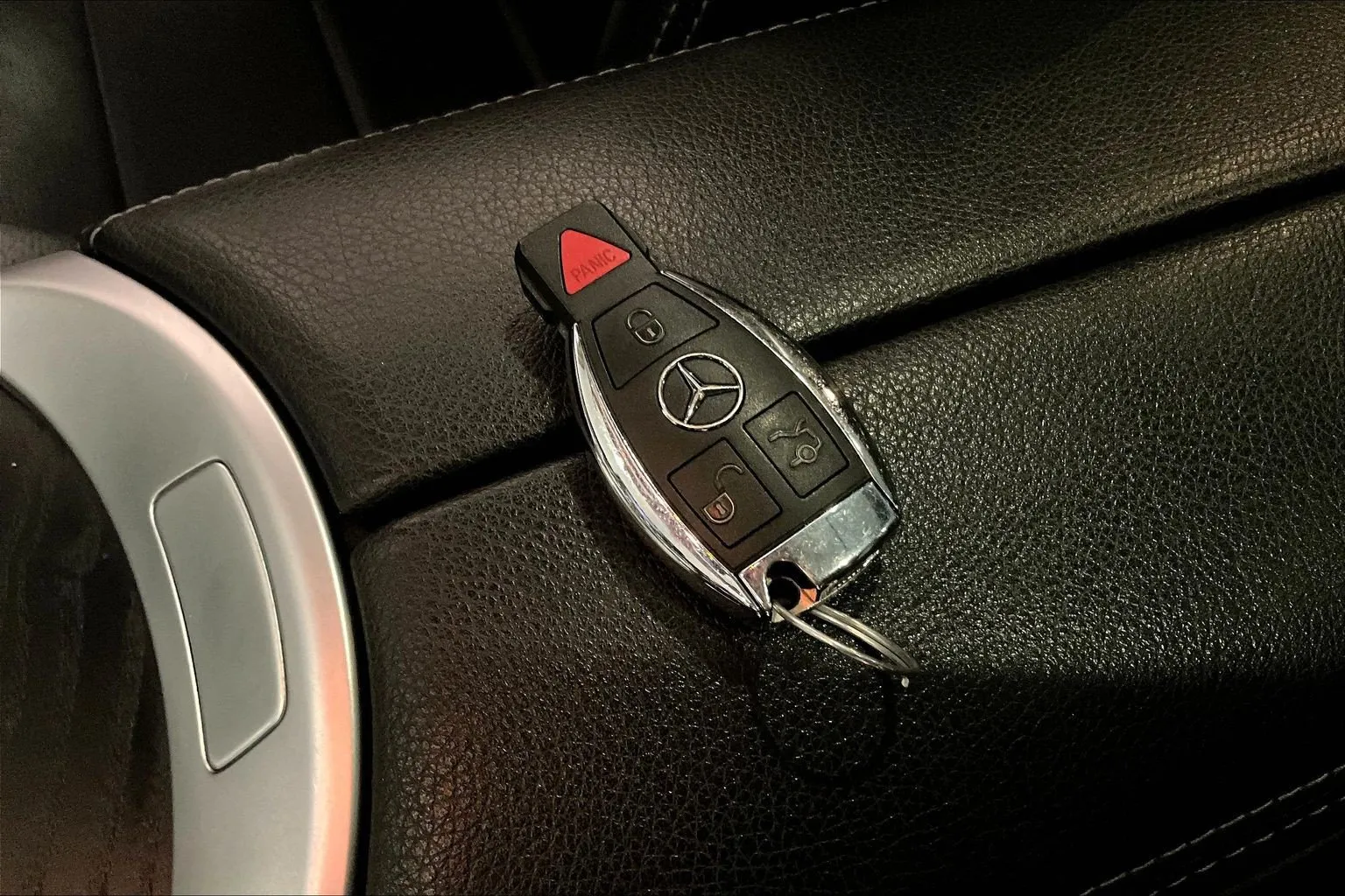 Mercedes-Benz GLC photo 33