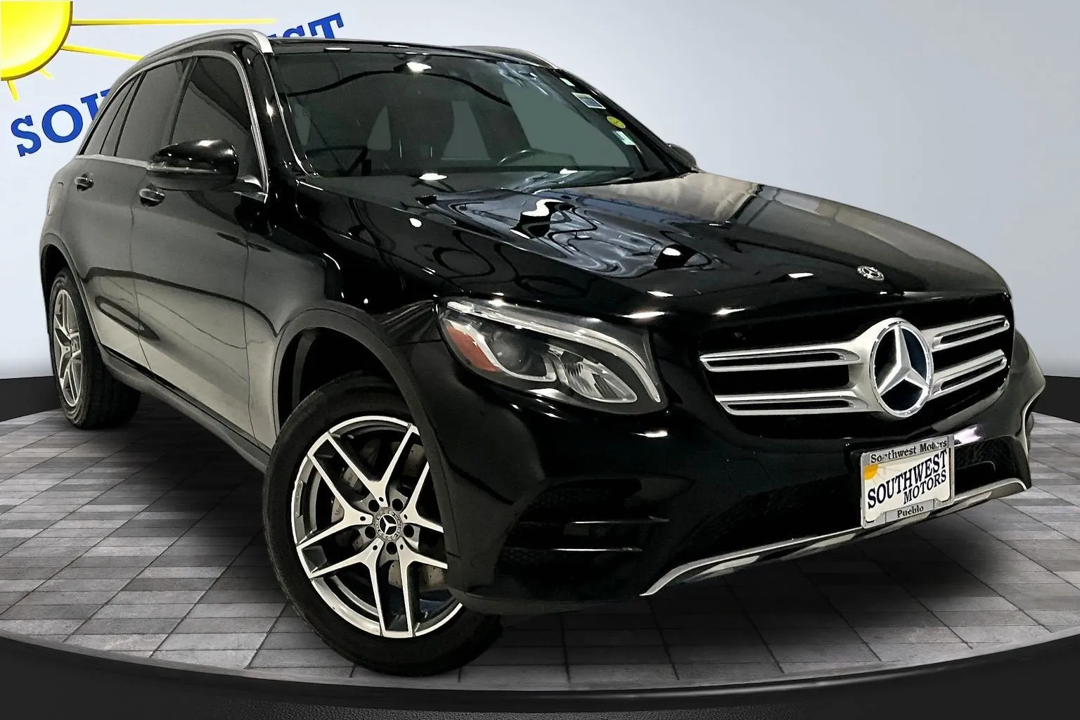 Mercedes-Benz GLC photo 3