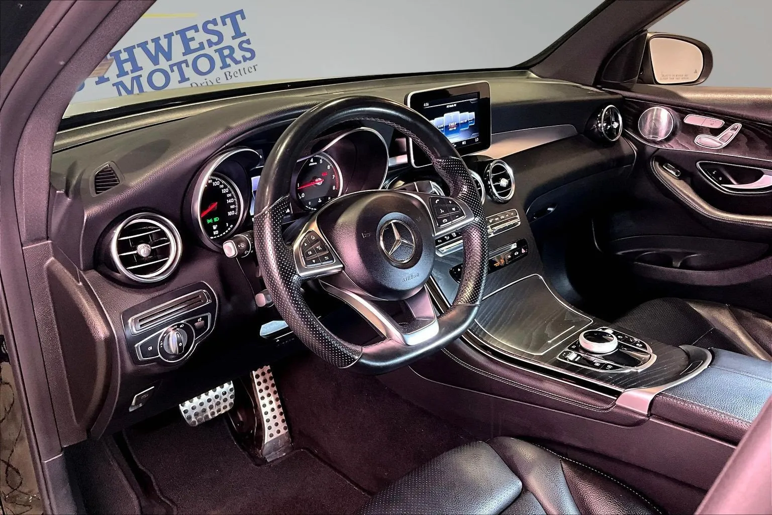 Mercedes-Benz GLC photo 17