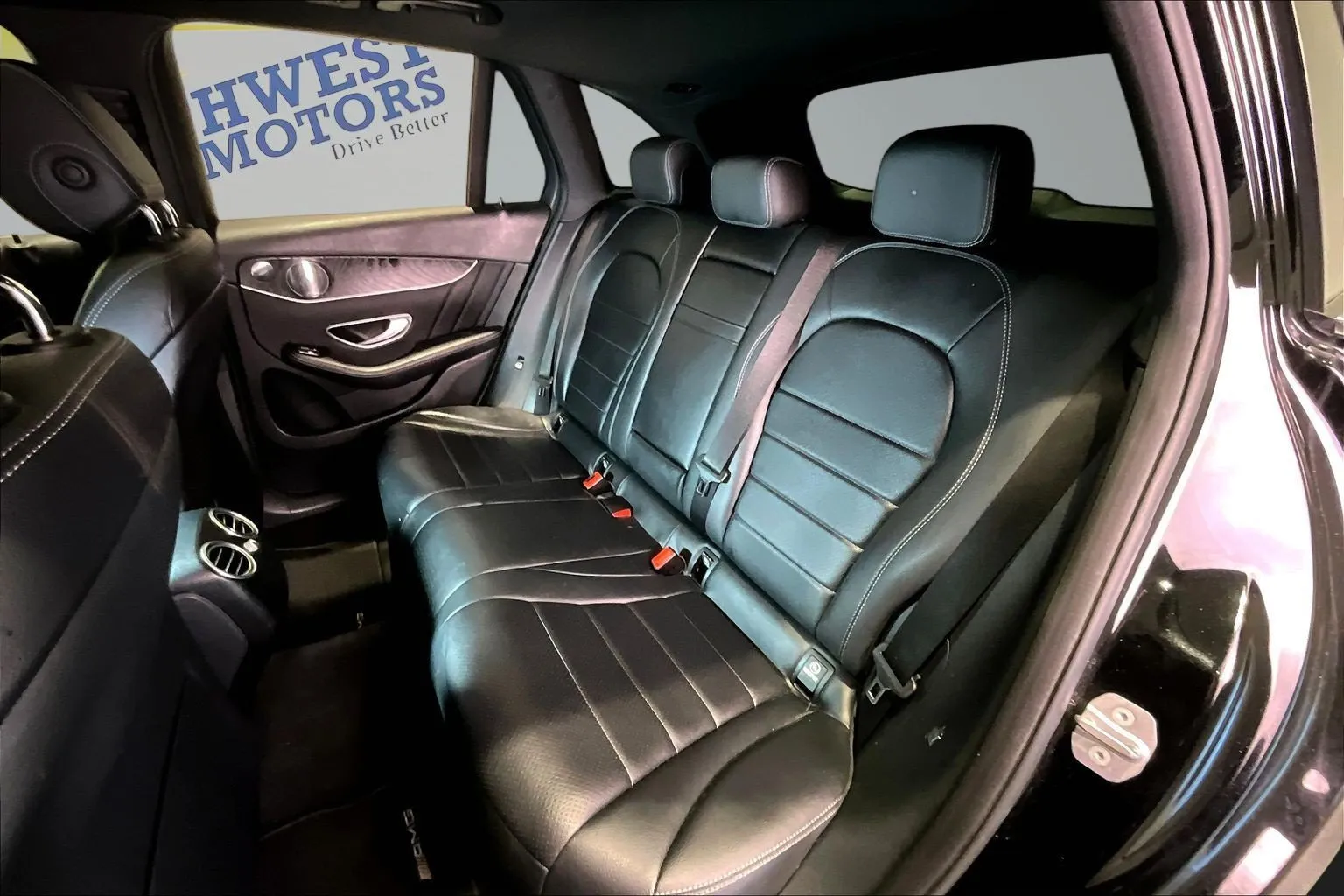 Mercedes-Benz GLC photo 22