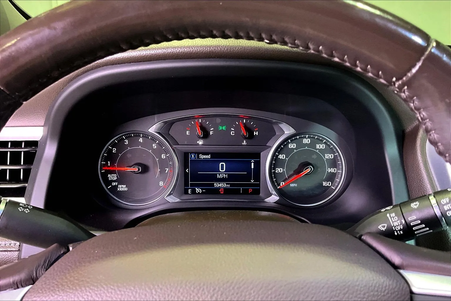 GMC Acadia photo 14