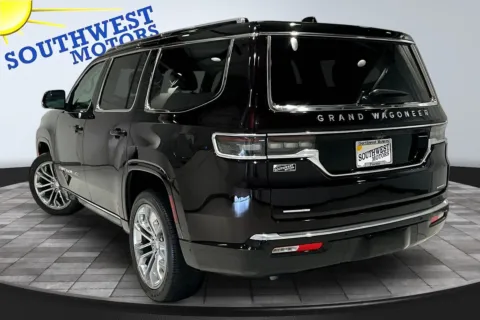 More photos of 2023 Jeep Grand Wagoneer Series II at Southwest Motors, CO