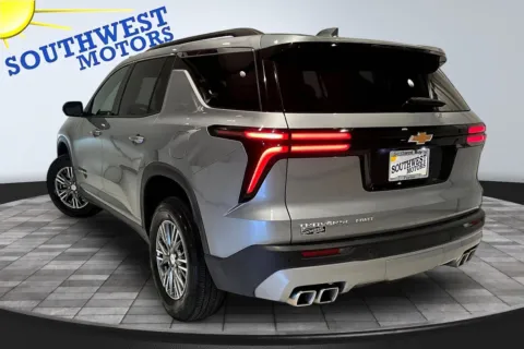 More photos of 2026 Chevrolet Traverse AWD LT at Southwest Motors, CO