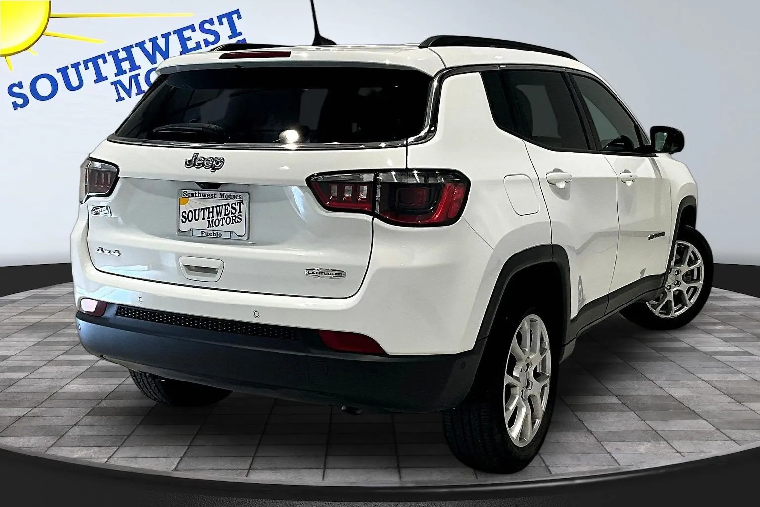 Jeep Compass photo 7