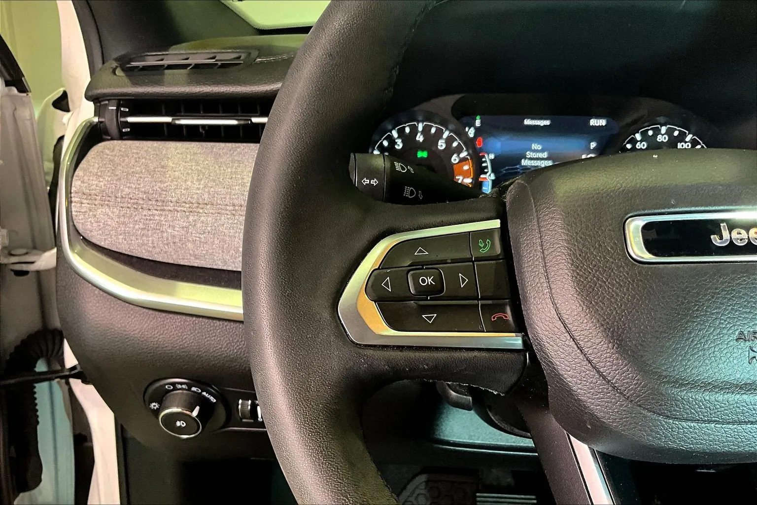 Jeep Compass photo 12