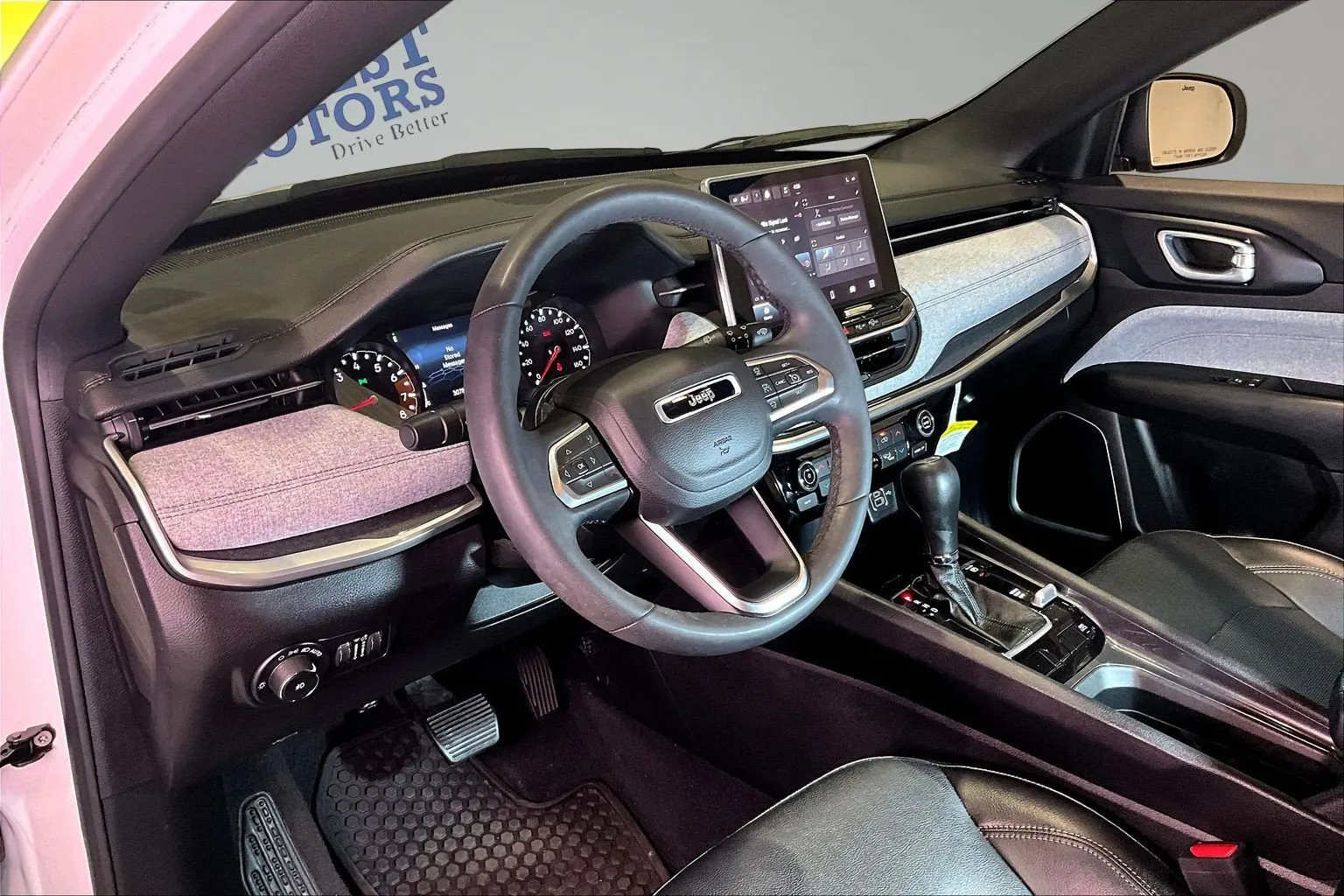 Jeep Compass photo 17