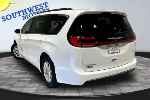 More photos of 2022 Chrysler Pacifica Touring L at Southwest Motors, CO