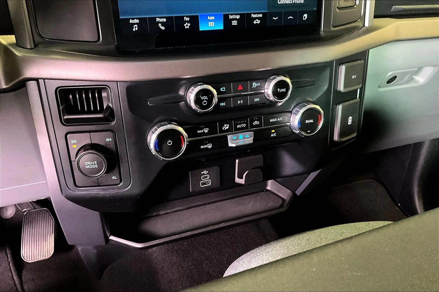 Ford F-150 photo 17