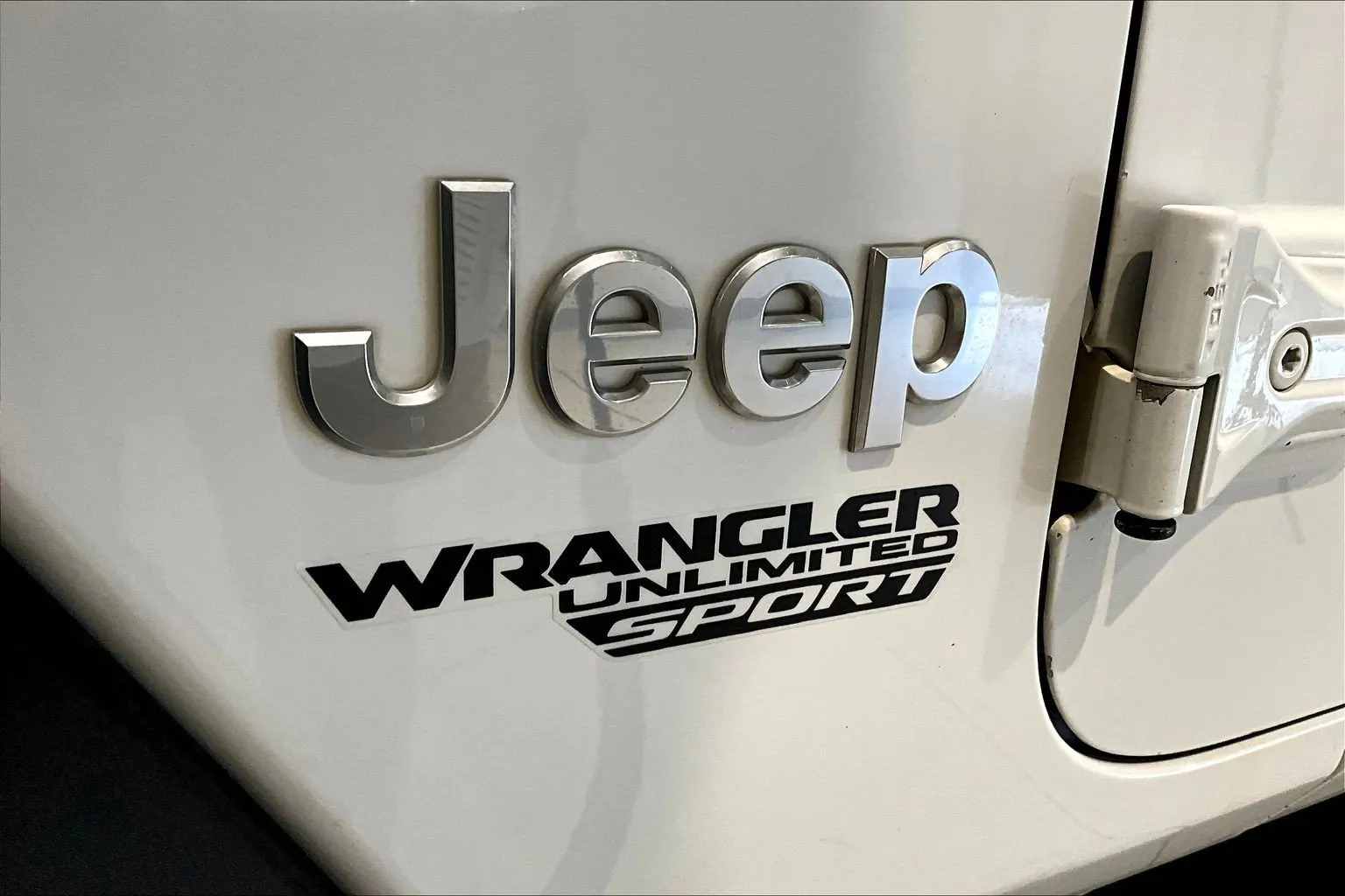 Jeep Wrangler photo 24