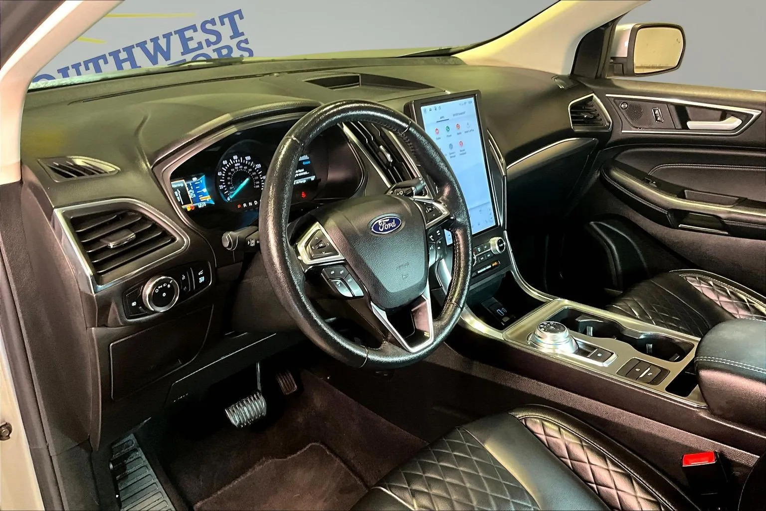 Ford Edge photo 17