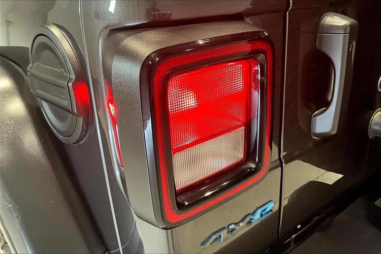 Jeep Wrangler photo 24