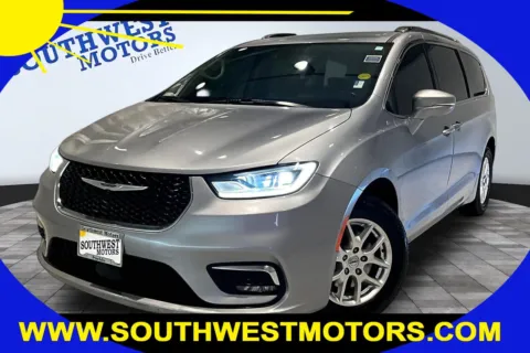 Silver 2021 Chrysler Pacifica Touring L for sale in Pueblo, CO