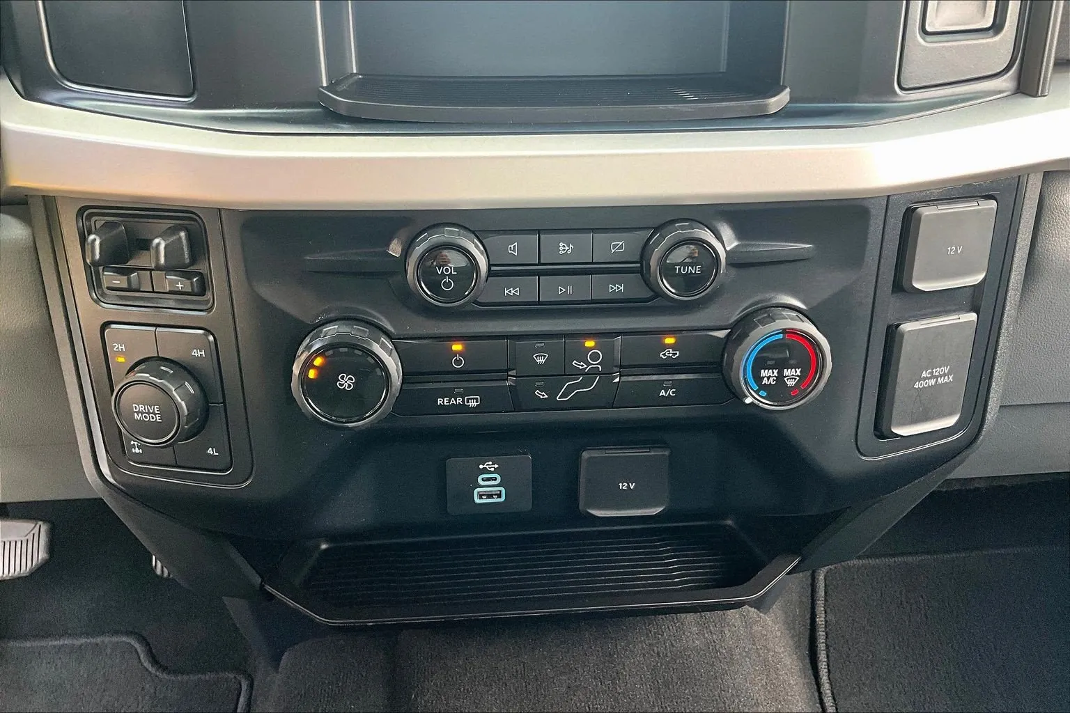 Ford F-350 photo 17