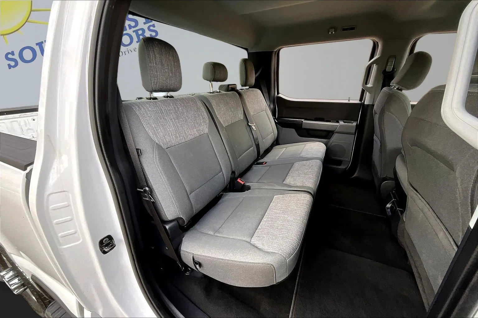 Ford F-350 photo 25