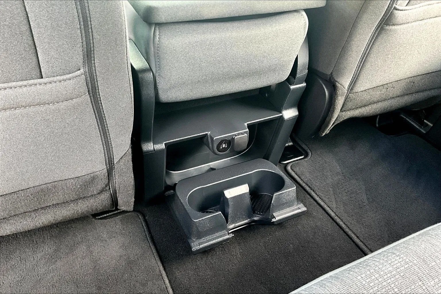 Ford F-350 photo 12