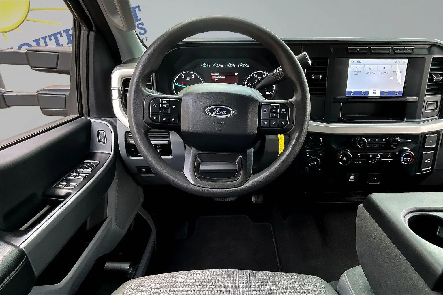 Ford F-350 photo 10