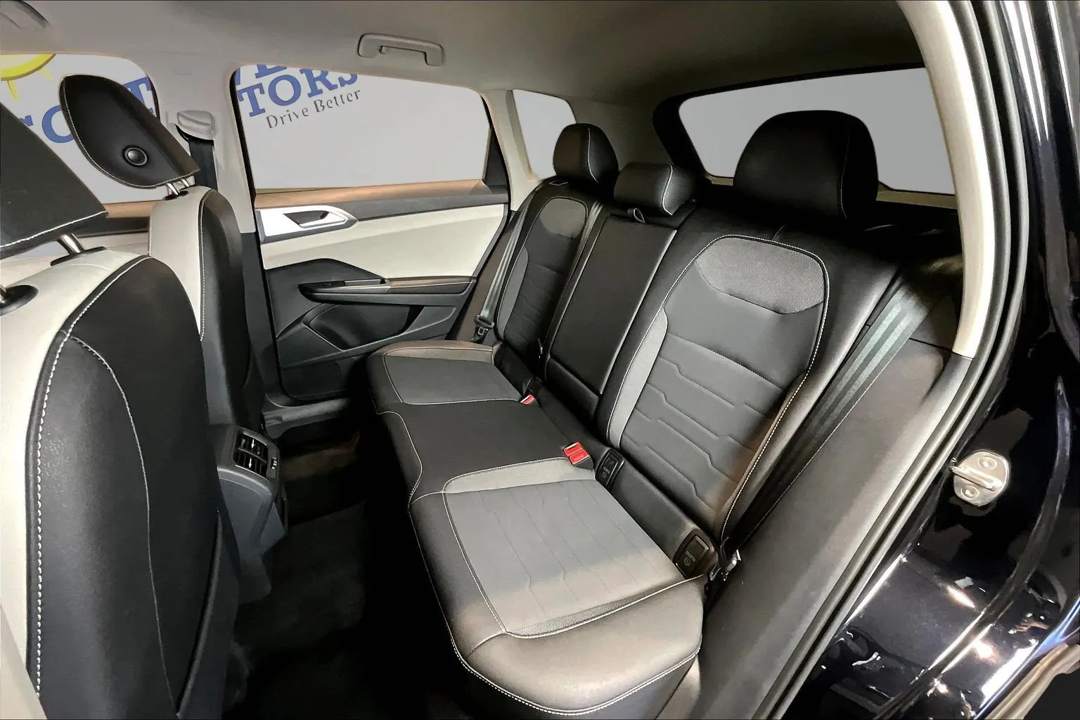 Volkswagen Taos photo 22