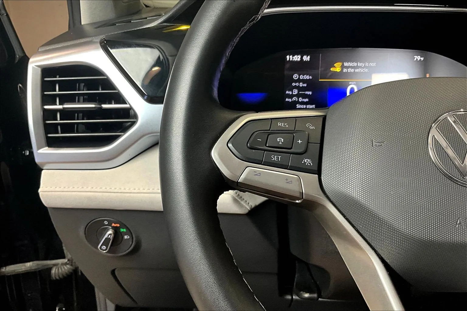 Volkswagen Taos photo 12