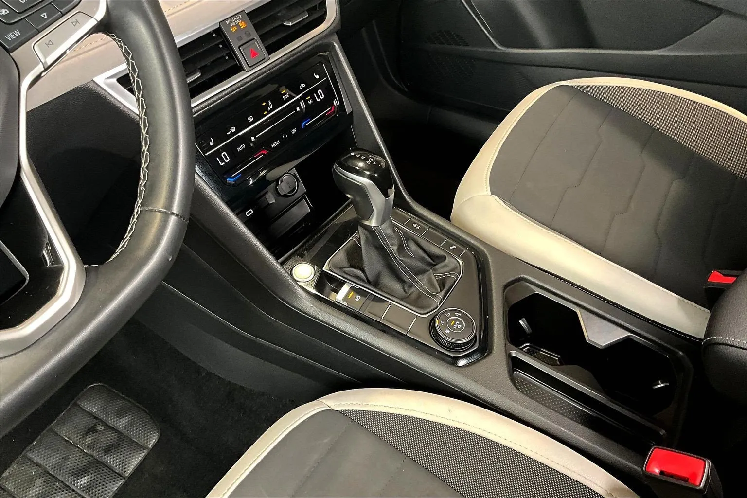 Volkswagen Taos photo 18