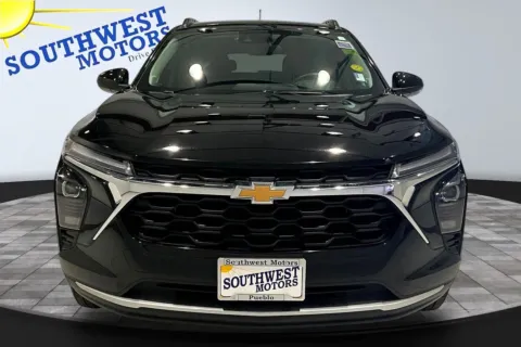 Photos of 2025 Chevrolet Trax LT for sale in Pueblo, CO at Southwest Motors