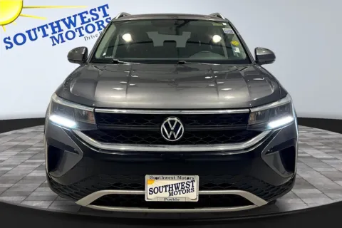 Photos of 2022 Volkswagen Taos SE for sale in Pueblo, CO at Southwest Motors