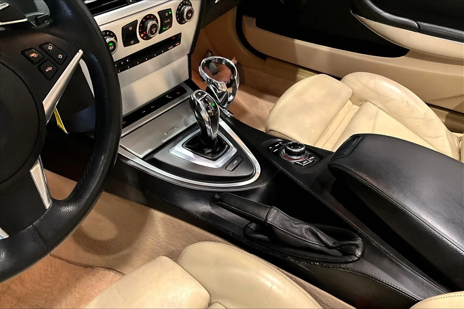 BMW 6 Series photo 16