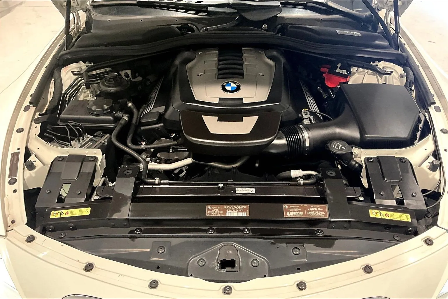BMW 6 Series photo 27