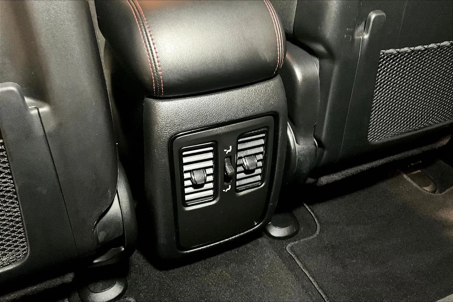 Dodge Durango photo 11