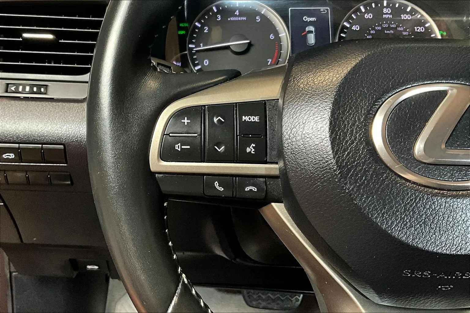 Lexus RX photo 12