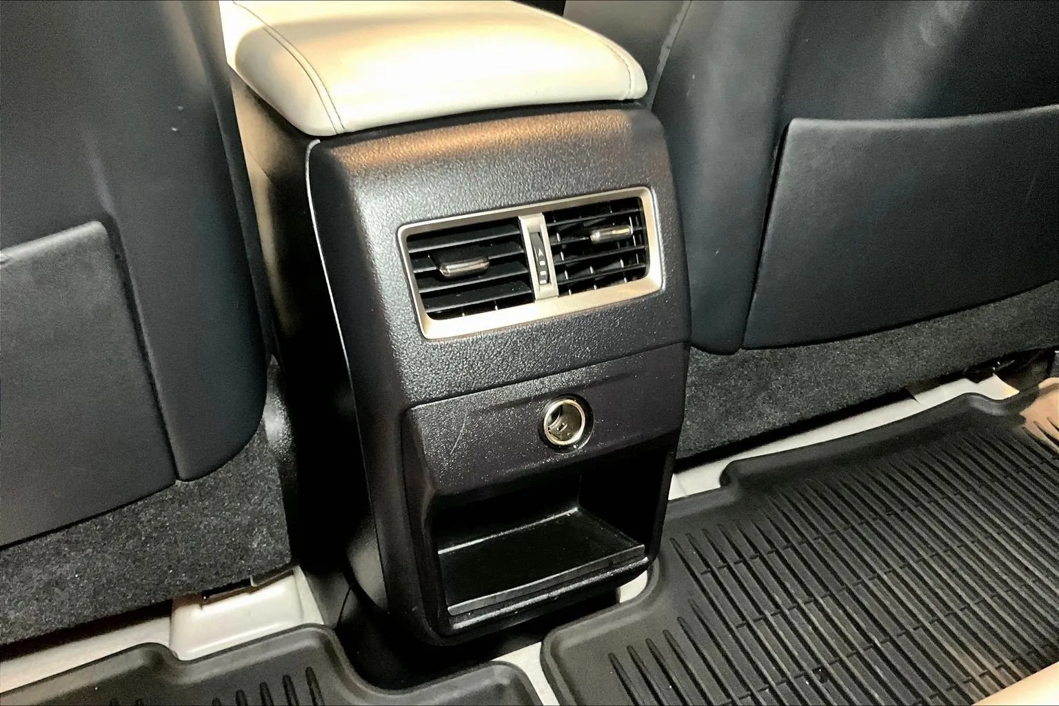 Lexus RX photo 11