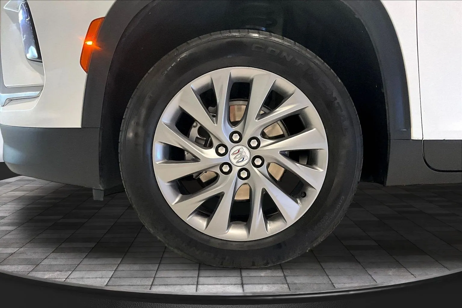 Buick Enclave photo 34
