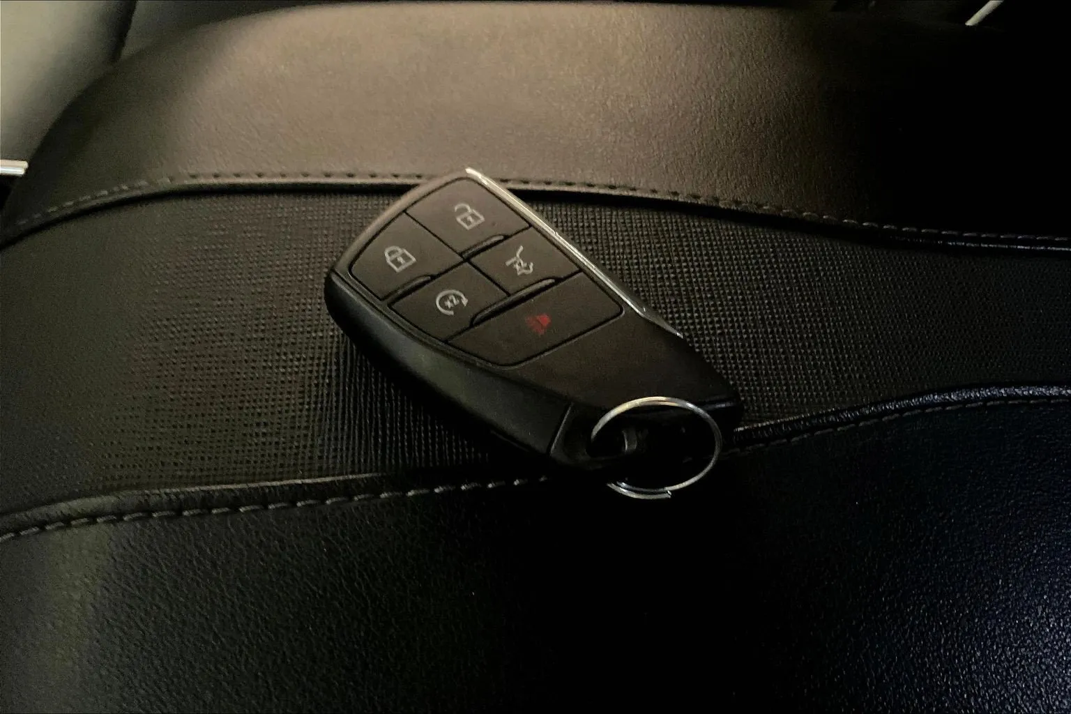 Buick Enclave photo 35