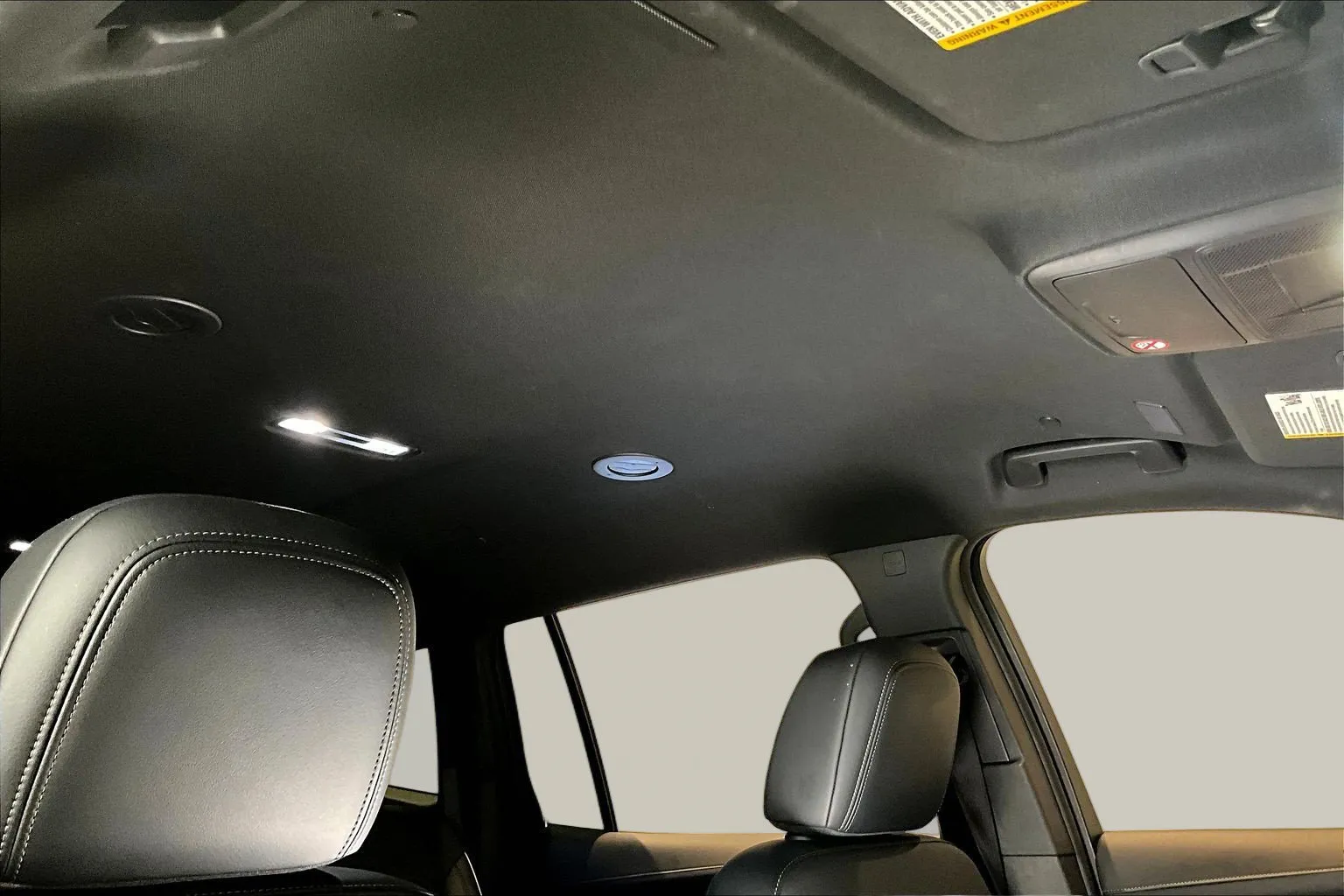Buick Enclave photo 28
