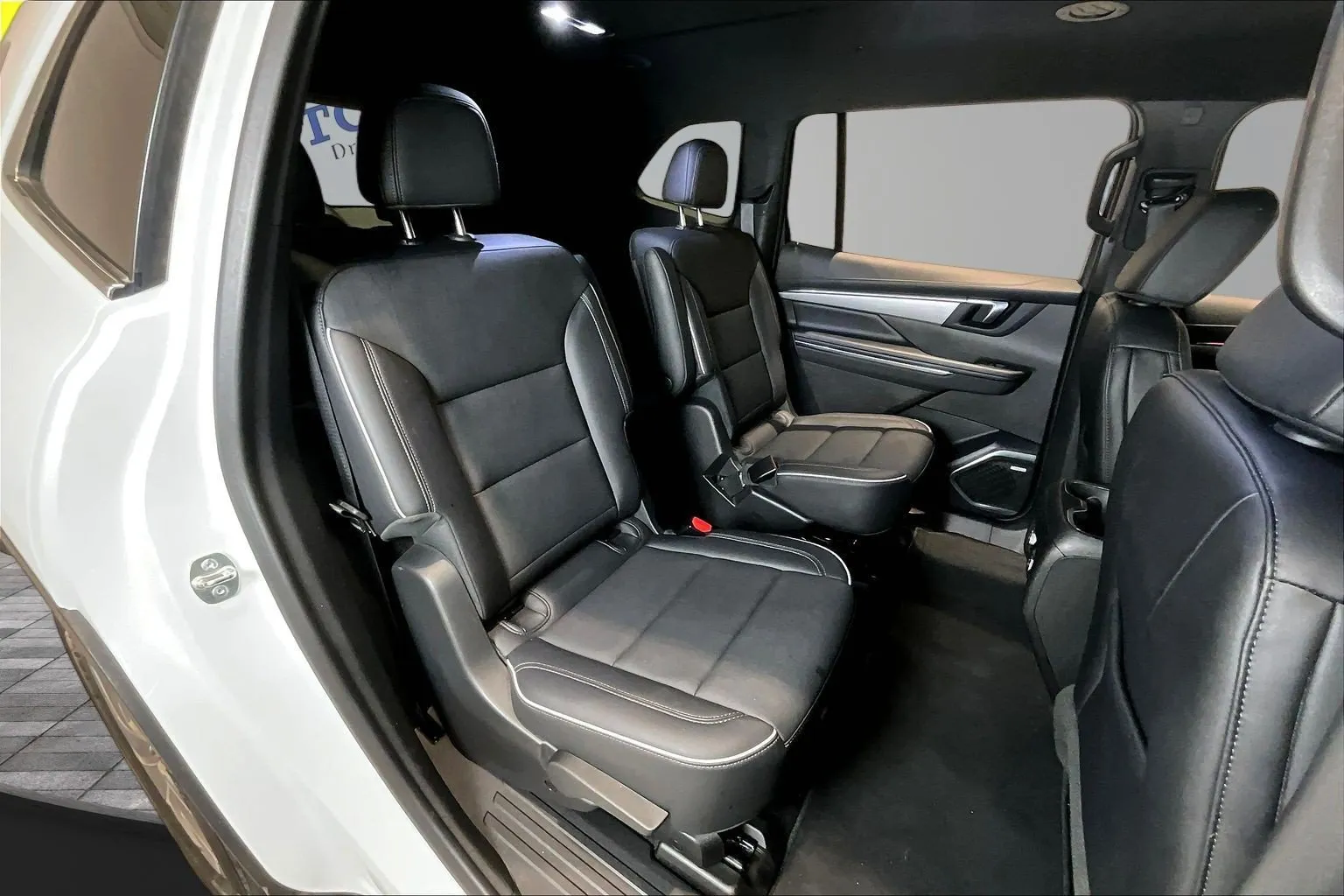 Buick Enclave photo 25