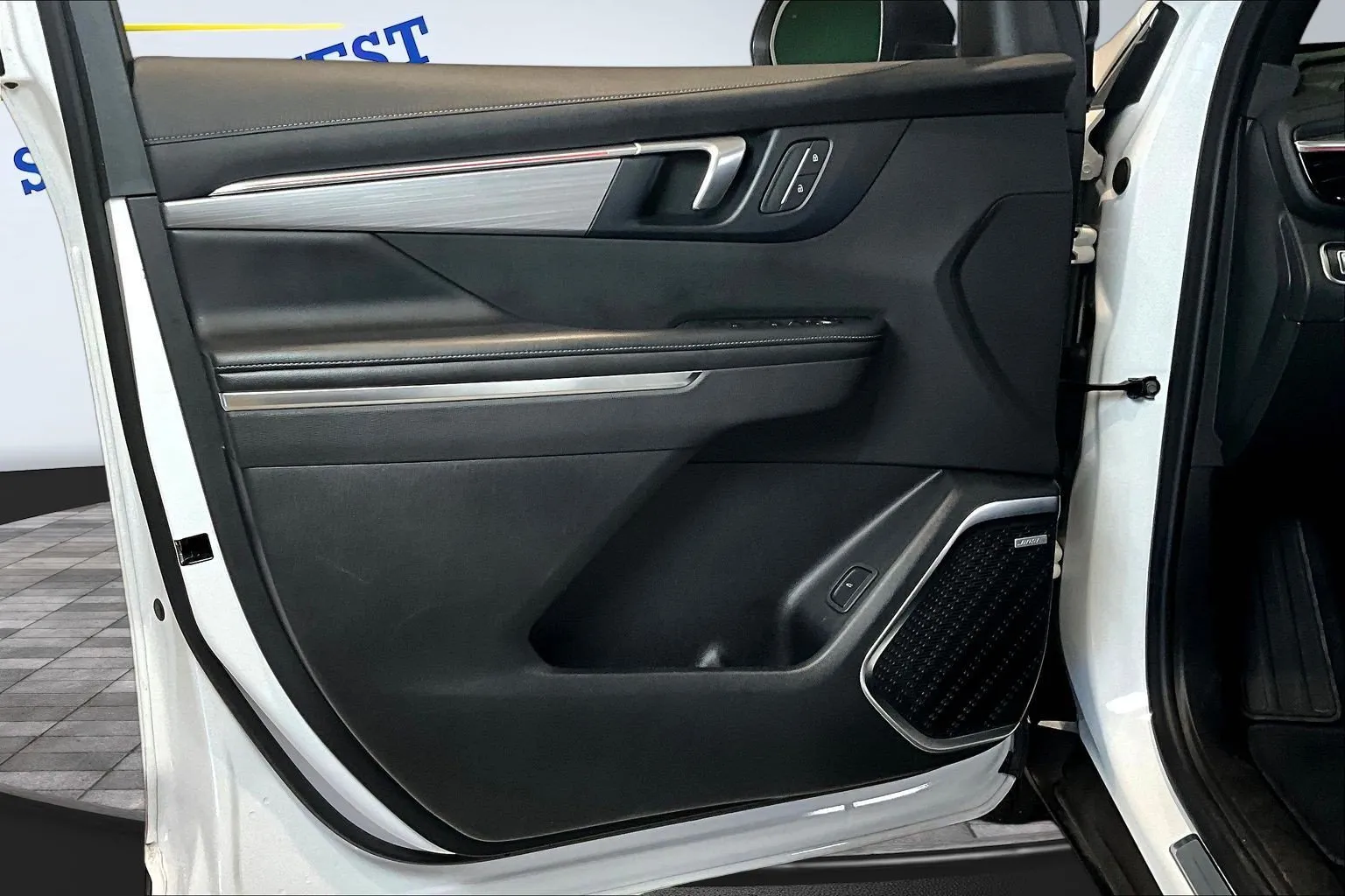 Buick Enclave photo 21