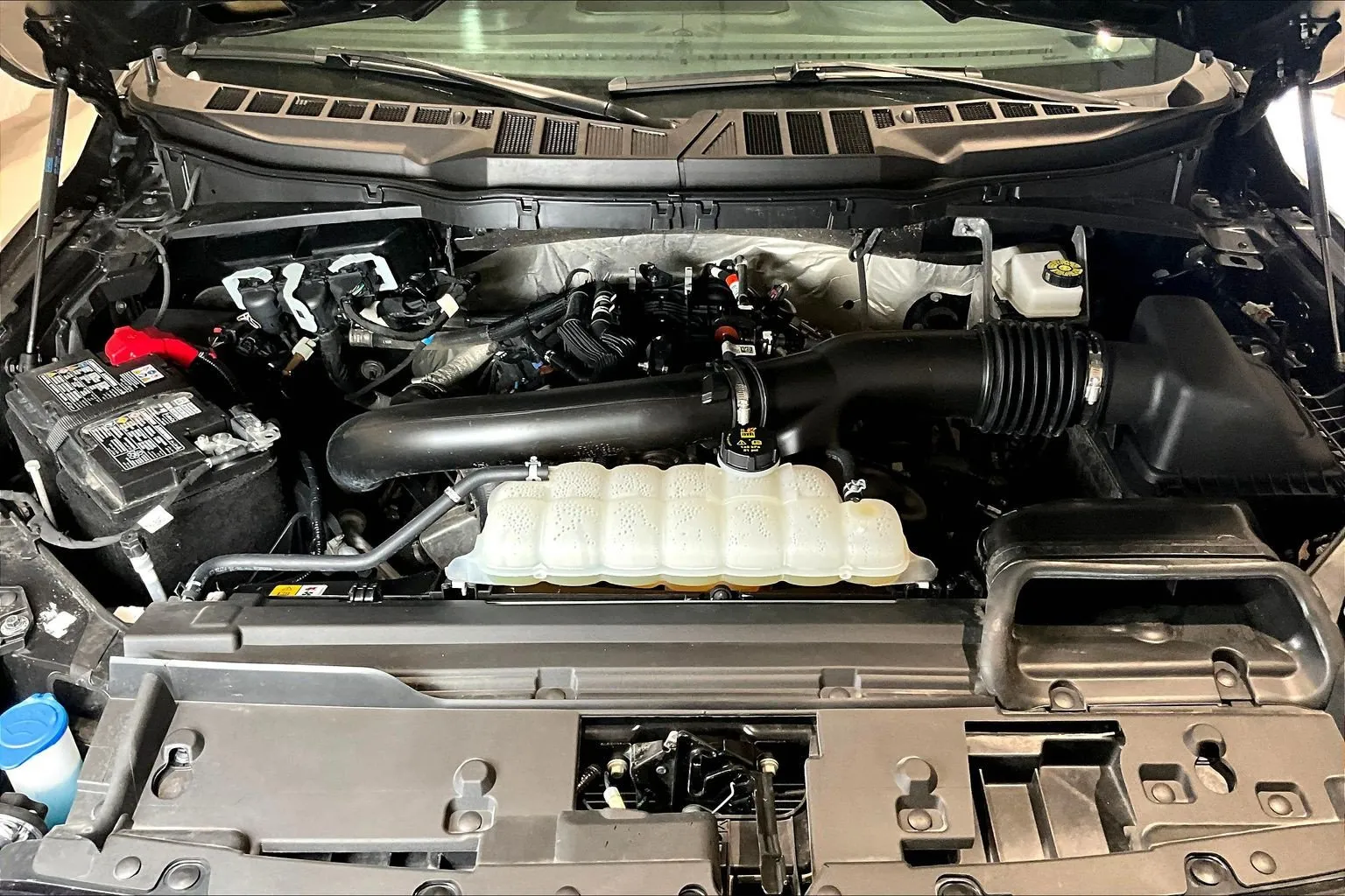 Ford F-150 photo 32