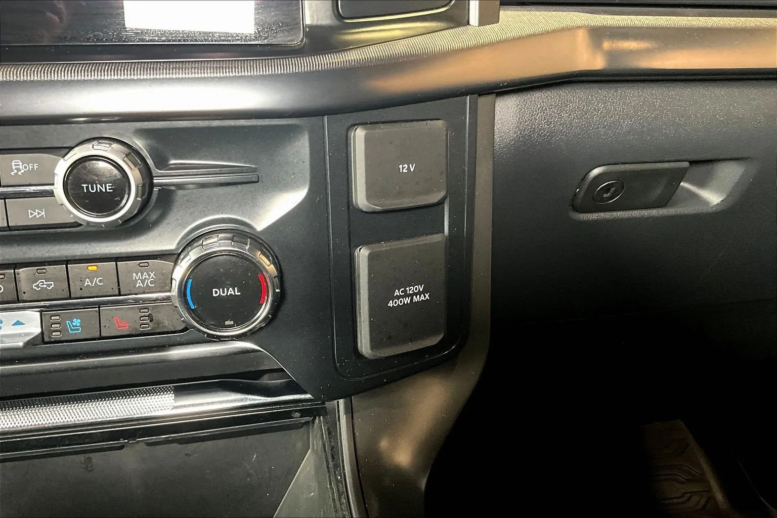Ford F-150 photo 18