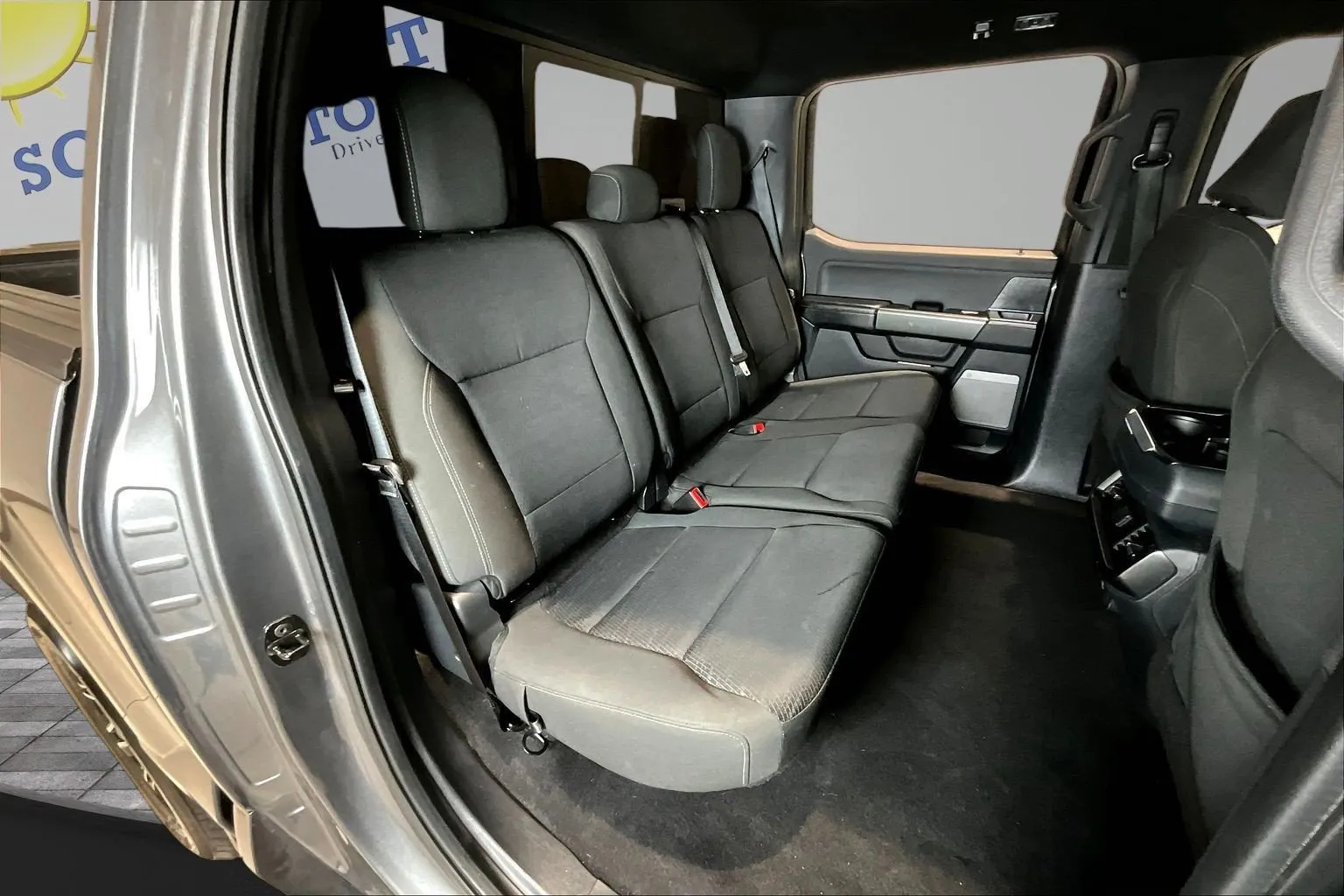 Ford F-150 photo 27