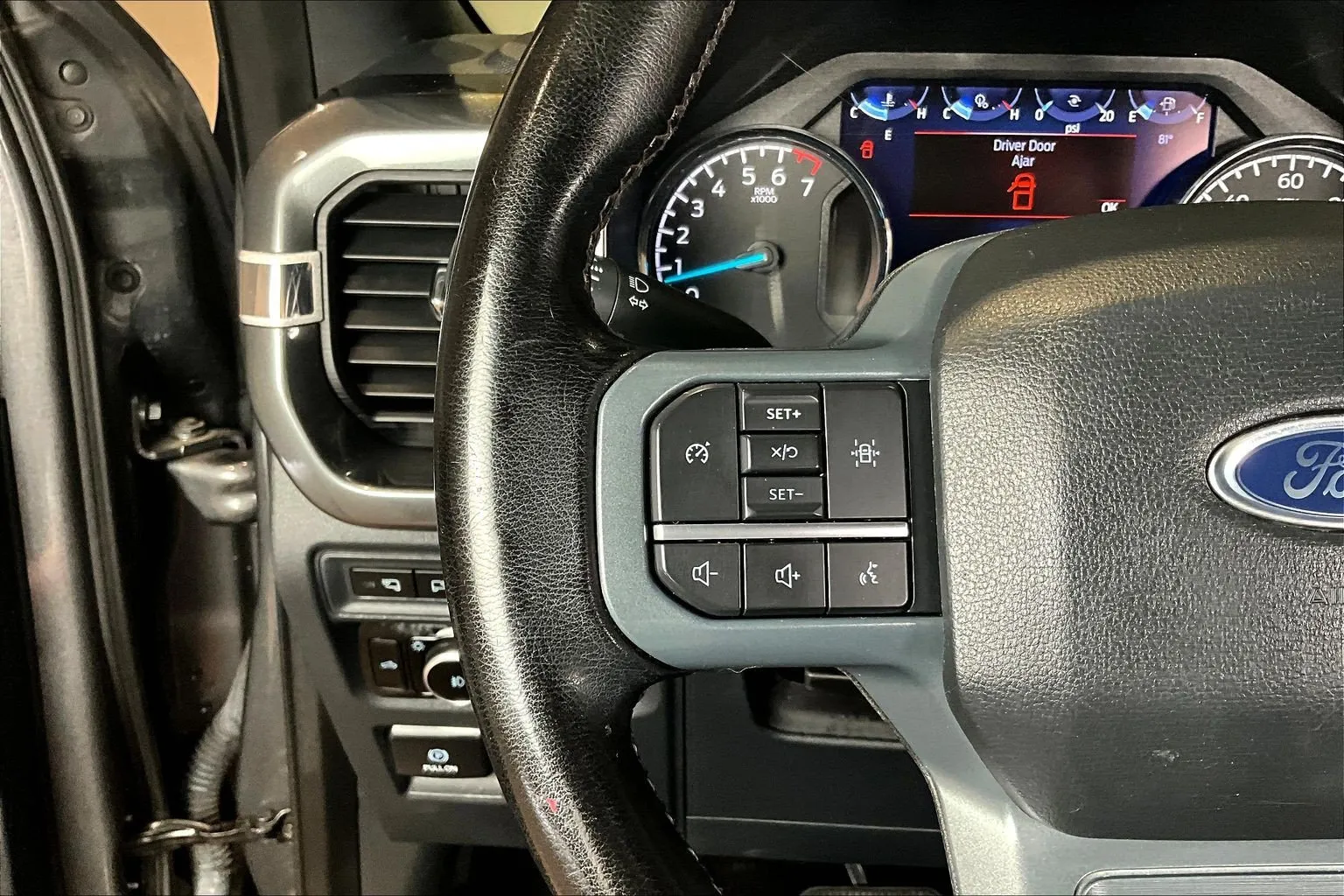 Ford F-150 photo 13