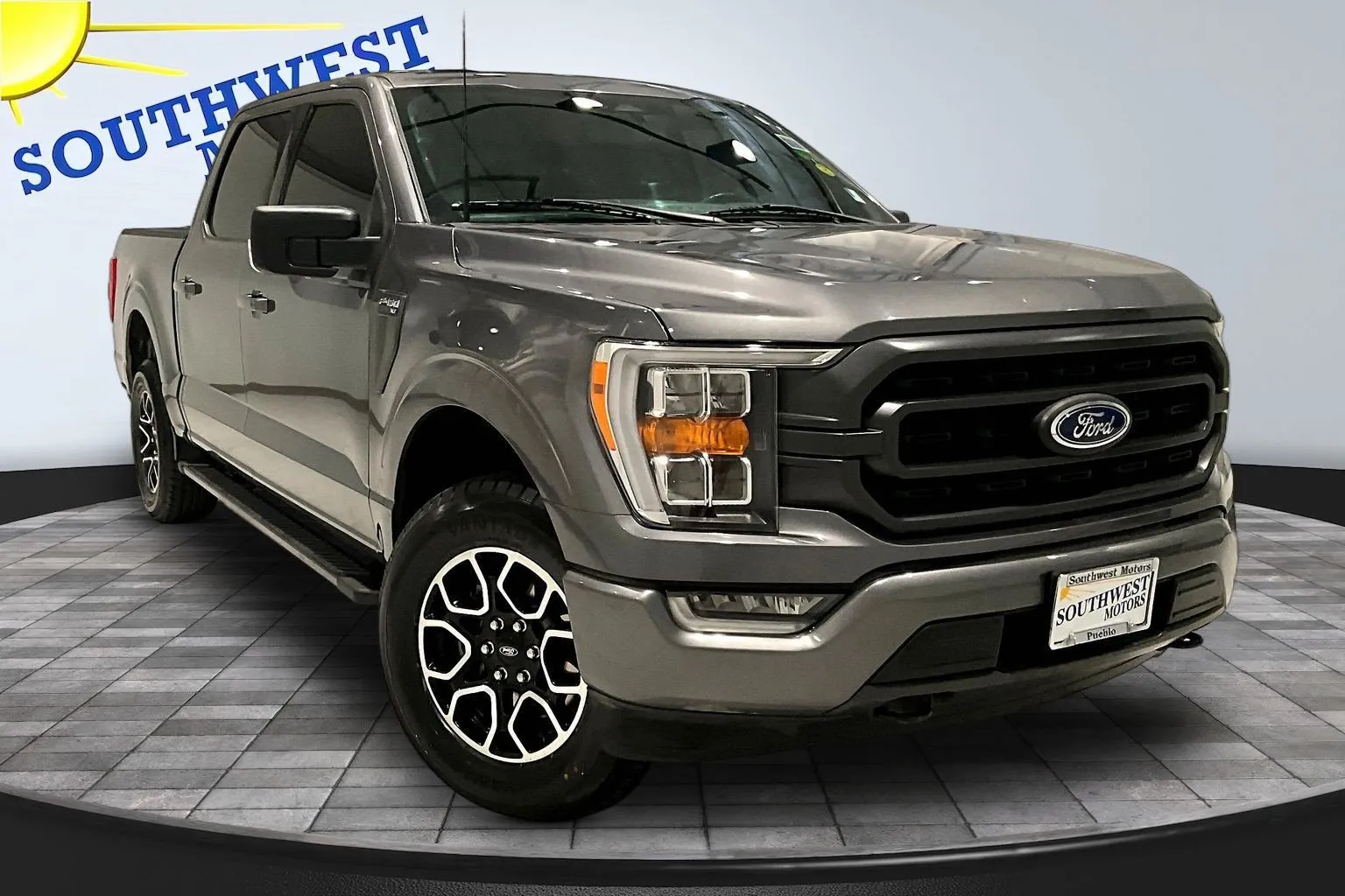 Ford F-150 photo 3