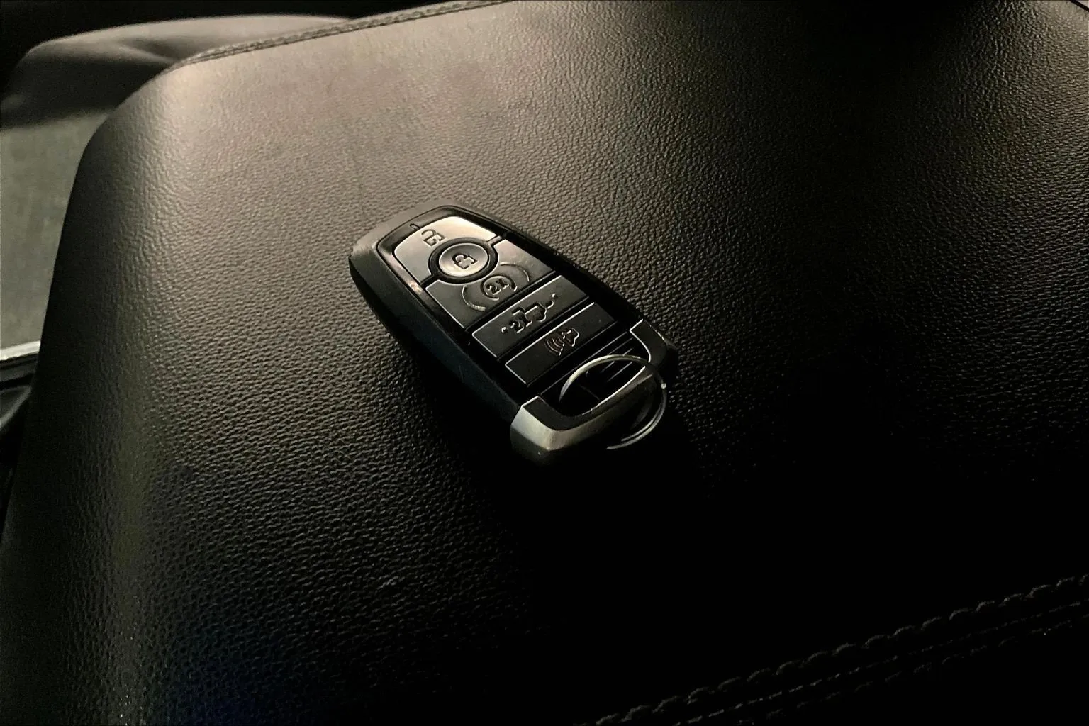 Ford F-150 photo 36