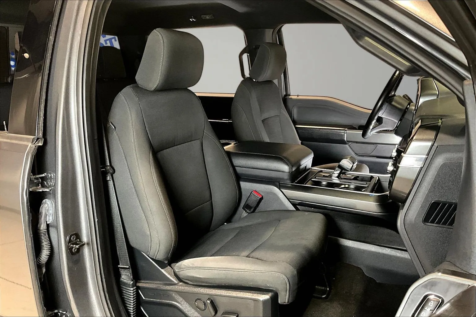 Ford F-150 photo 31
