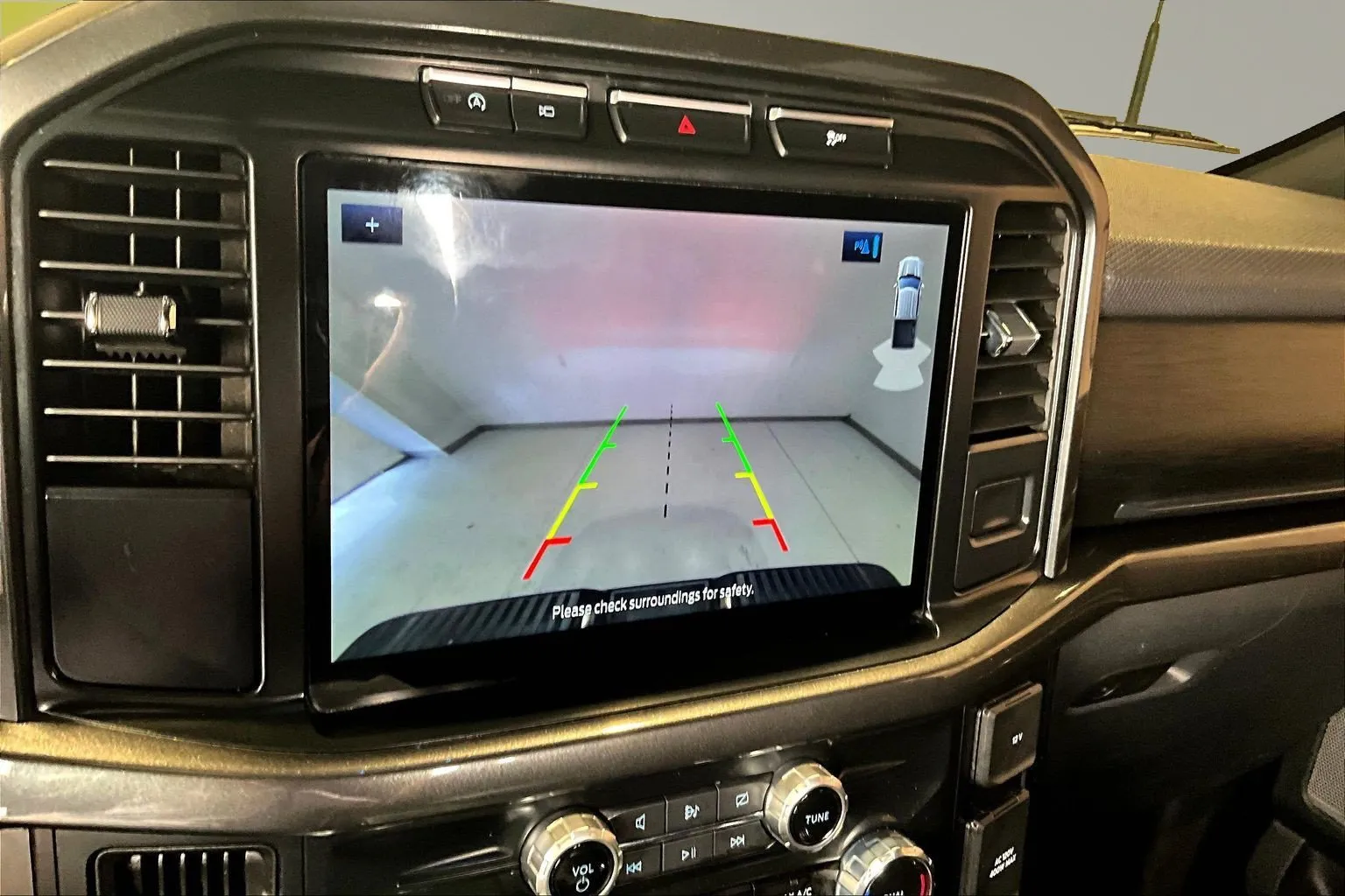 Ford F-150 photo 16