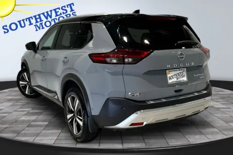 More photos of 2023 Nissan Rogue Platinum at Southwest Motors, CO