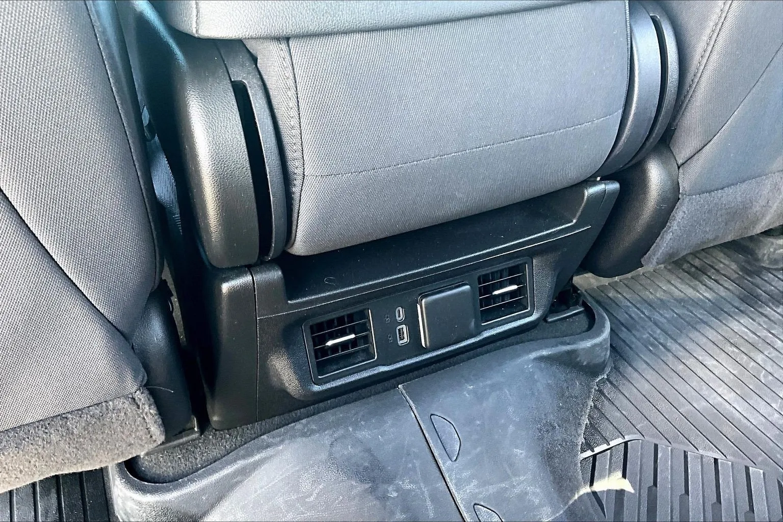 Chevrolet Silverado photo 12