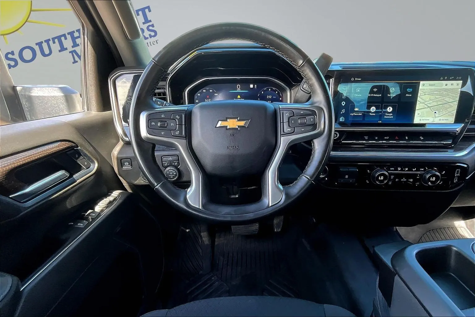 Chevrolet Silverado photo 10