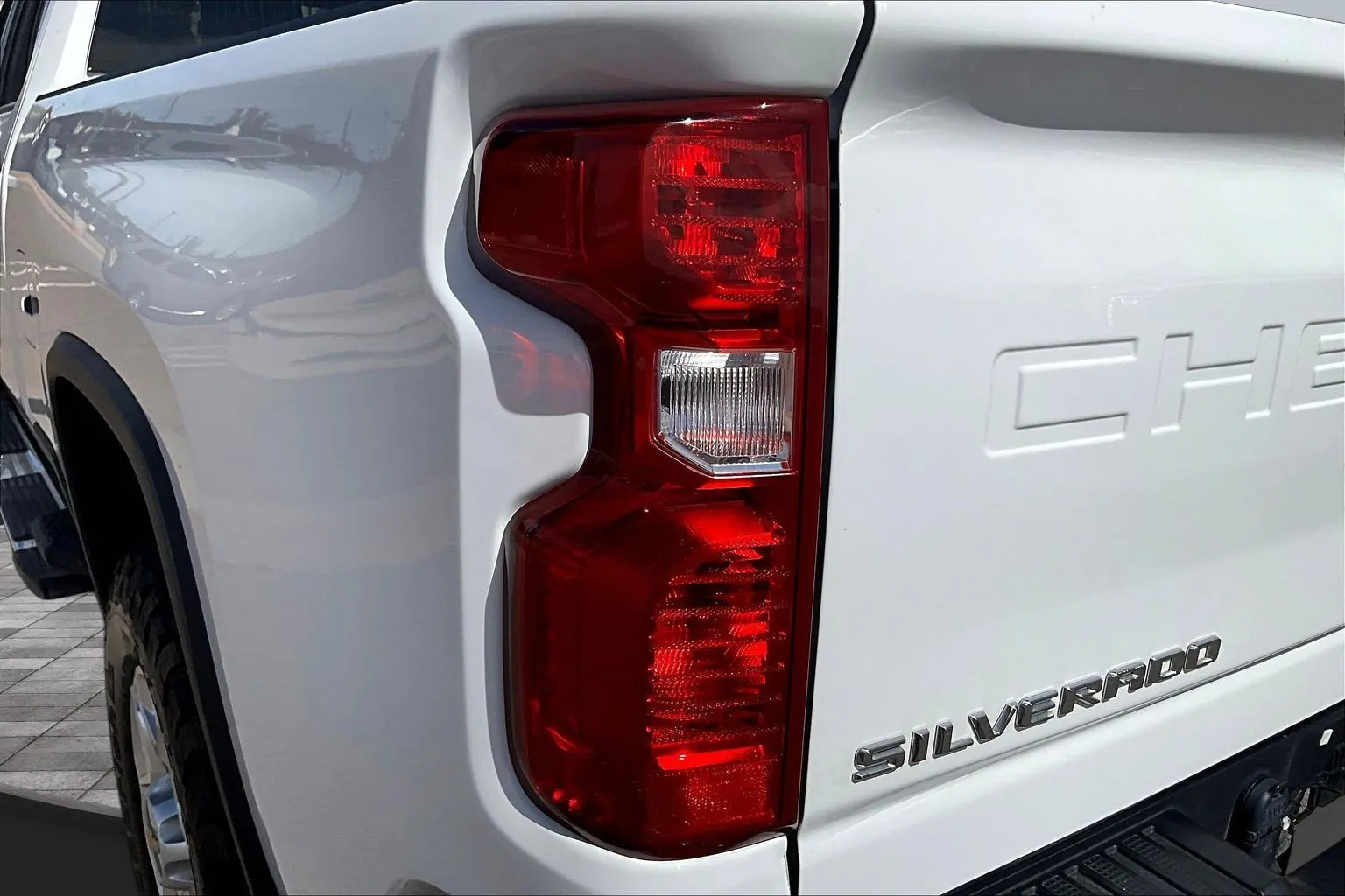 Chevrolet Silverado photo 25