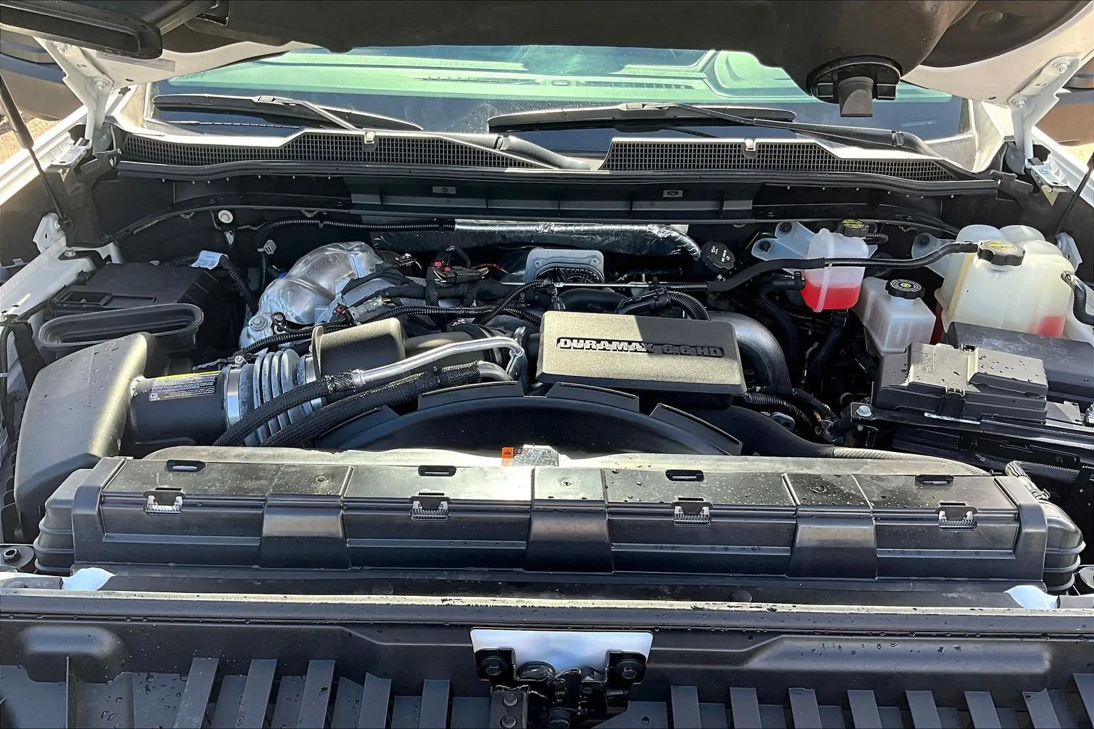 Chevrolet Silverado photo 32