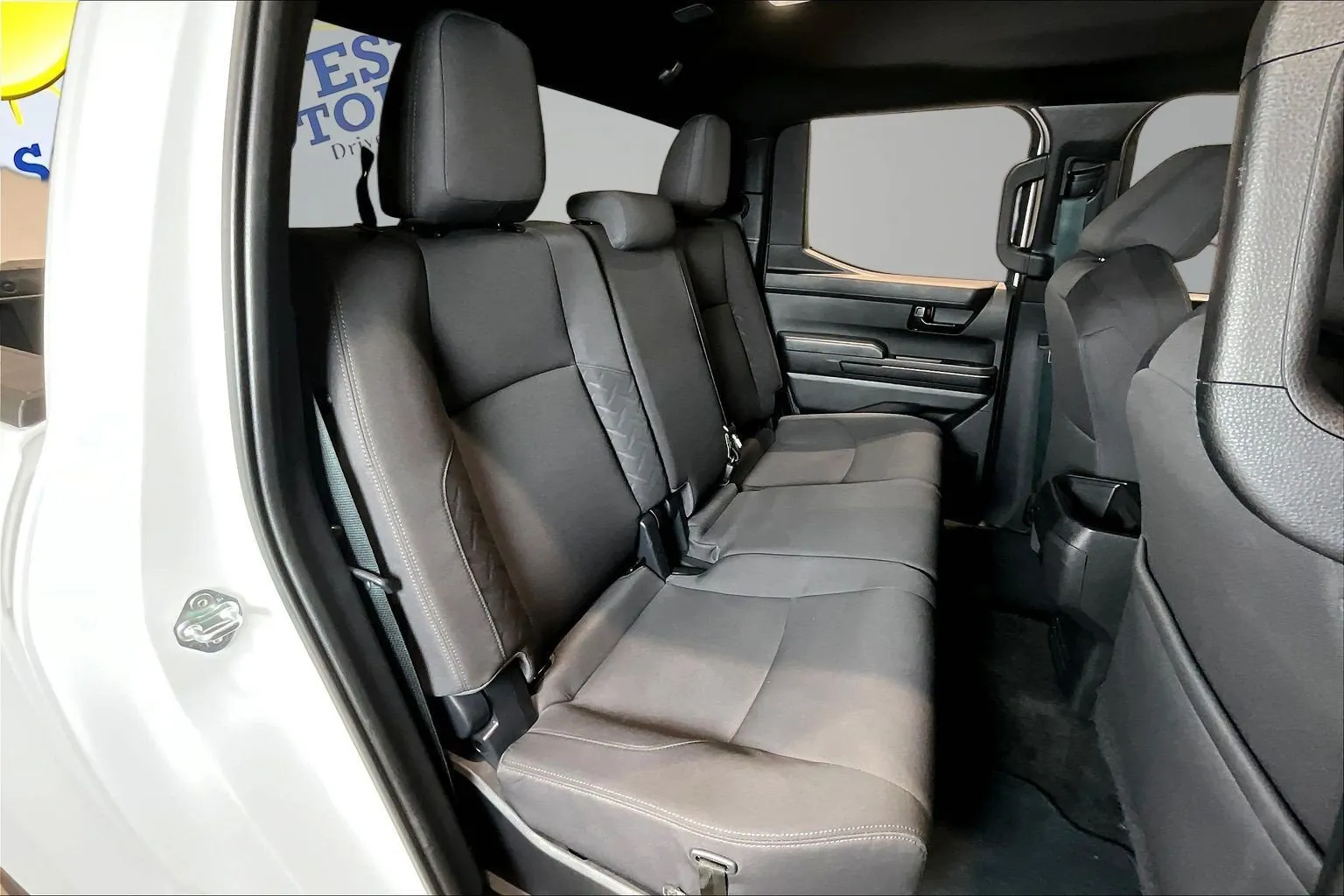 Toyota Tacoma photo 27