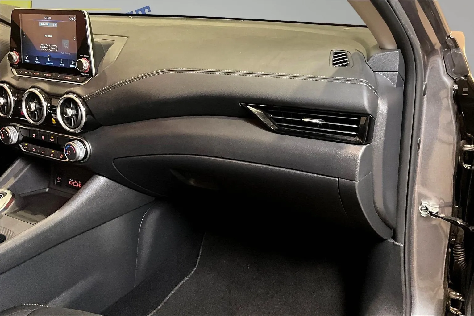Nissan Sentra photo 25